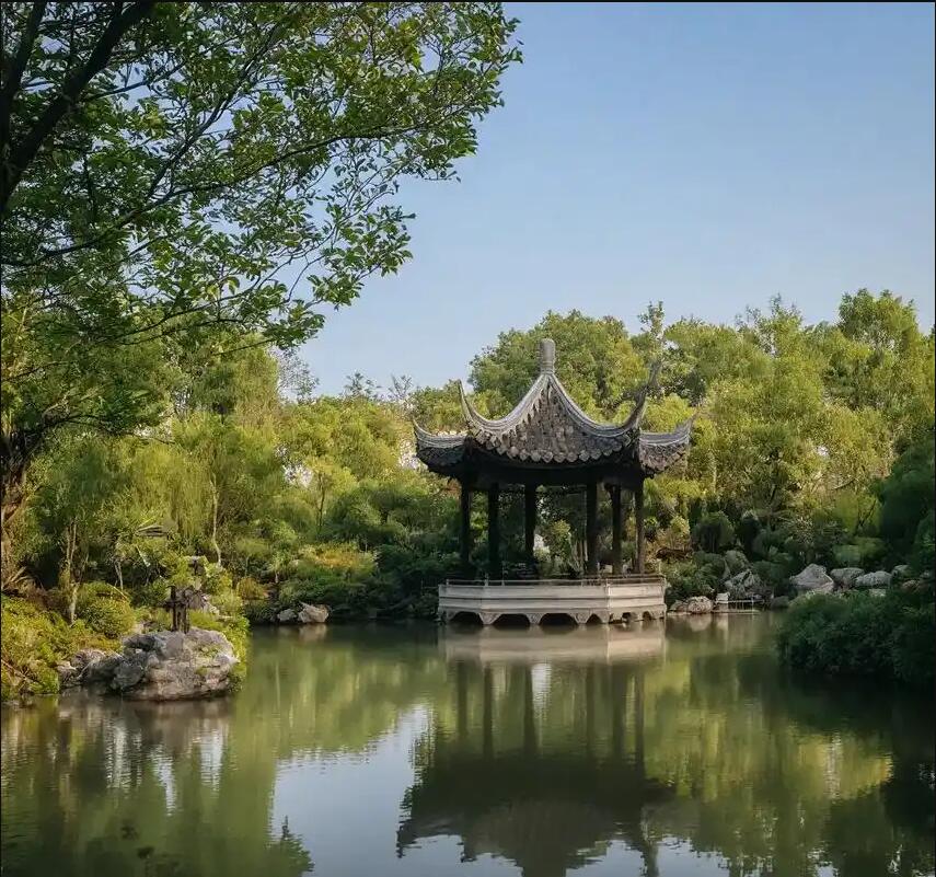 北京平谷苍白餐饮有限公司